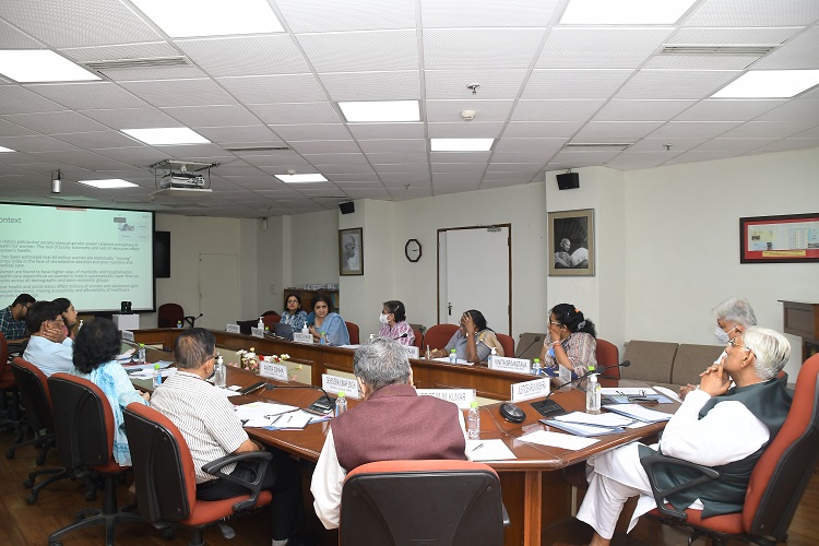 Meeting of the Core Group on Rights of Women on the theme of Women's health, survival and nutritional status in India on 05.09.2022