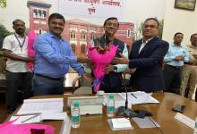 Dr. D. M. Mulay, Member,  NHRC during meeting with Divisional Commissioner, Pune (21.12.2023)
